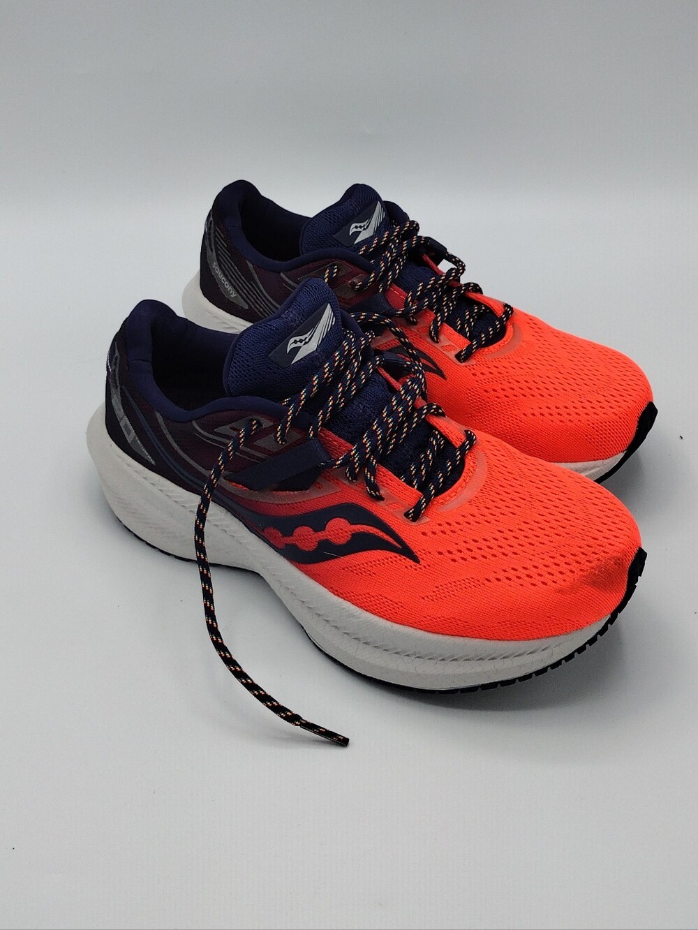 Saucony Triumph 20 Women's Size 7 Pink Orange Running Shoes Athletic Sneakers